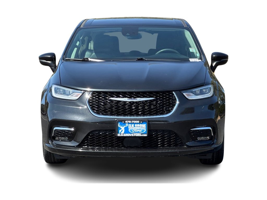 Thumbnail: 2023 Chrysler Pacifica - 6