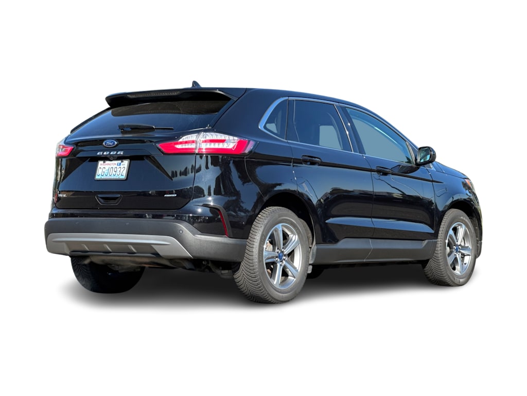 Thumbnail: 2022 Ford Edge - 17