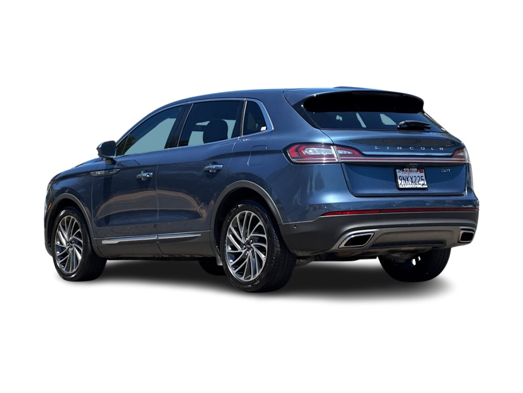 Thumbnail: 2019 Lincoln Nautilus - 4