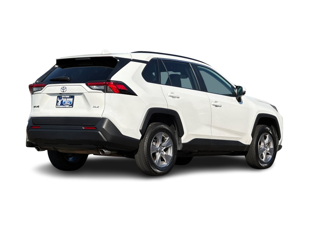 Thumbnail: 2023 Toyota RAV4 - 19