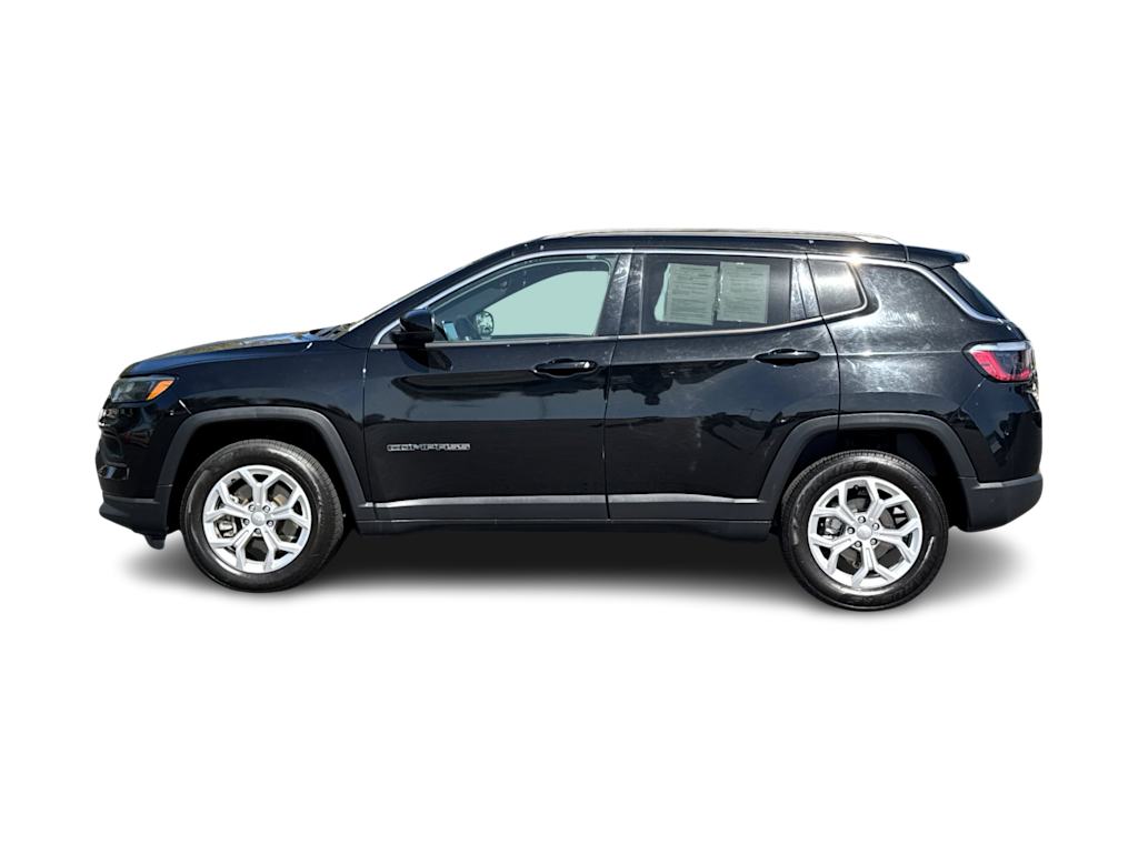 Thumbnail: 2024 Jeep Compass - 3