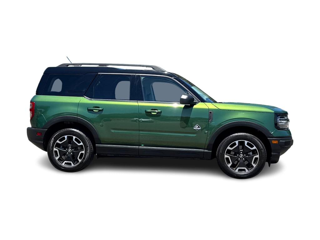 Thumbnail: 2023 Ford Bronco Sport - 19