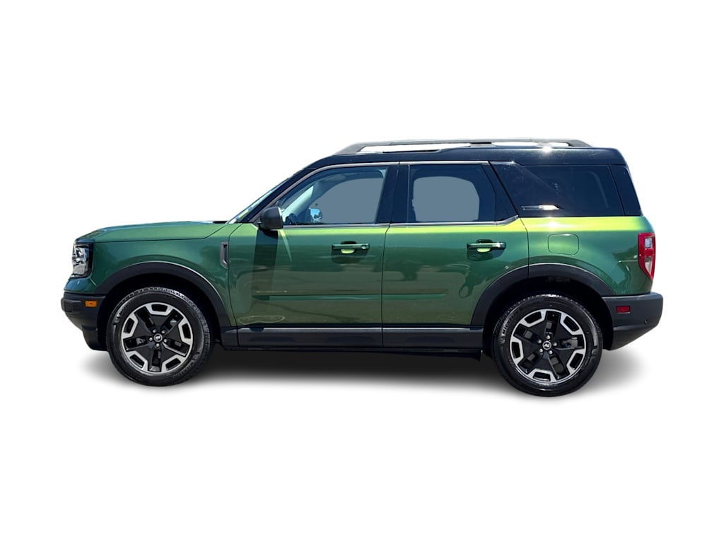 Thumbnail: 2023 Ford Bronco Sport - 3