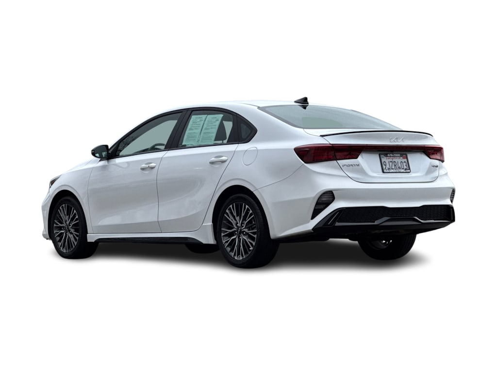 Thumbnail: 2024 Kia Forte - 4