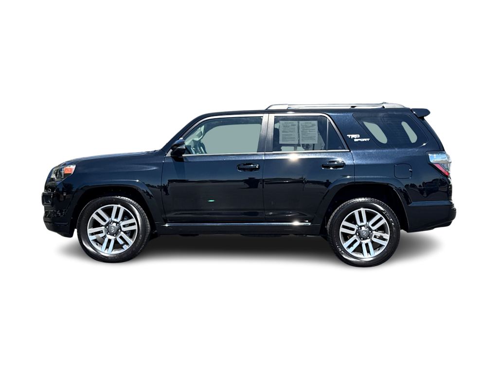 Thumbnail: 2022 Toyota 4Runner - 3