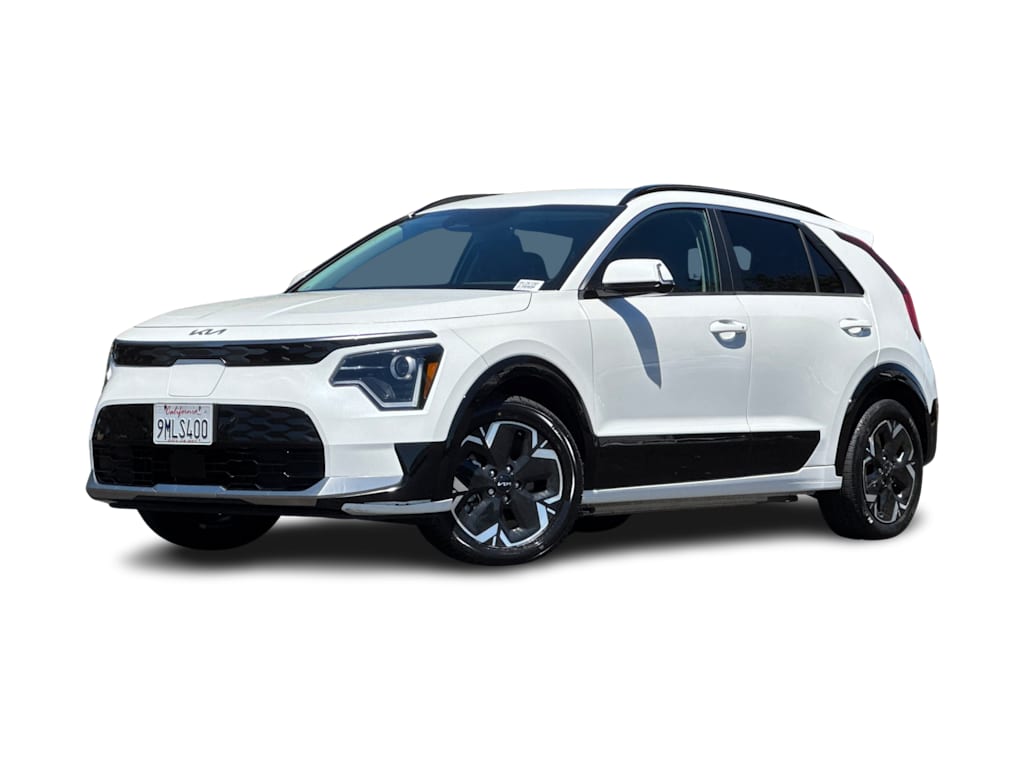 Used 2024 Kia Niro Wind with VIN KNDCR3L16R5104999 for sale in West Allis, WI