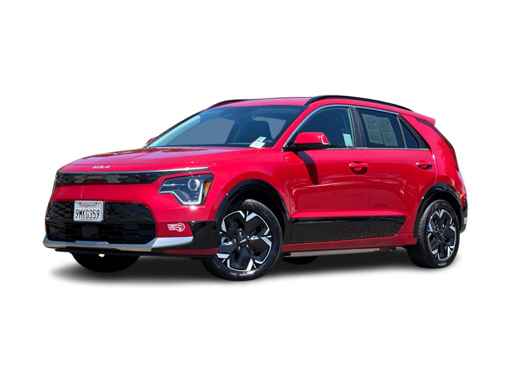 Used 2024 Kia Niro Wind with VIN KNDCR3L19R5095876 for sale in Waukesha, WI
