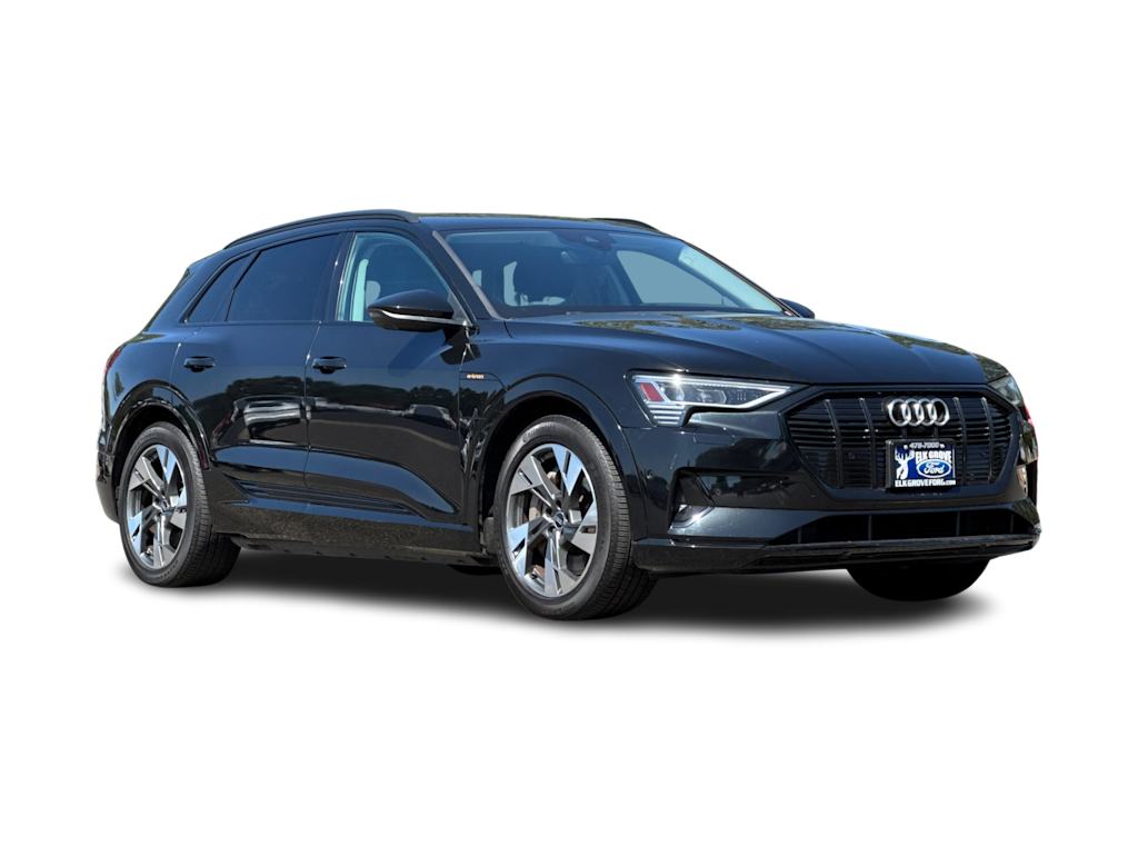 Thumbnail: 2021 Audi e-tron - 21