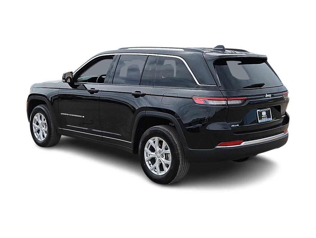 Thumbnail: 2023 Jeep Grand Cherokee - 4