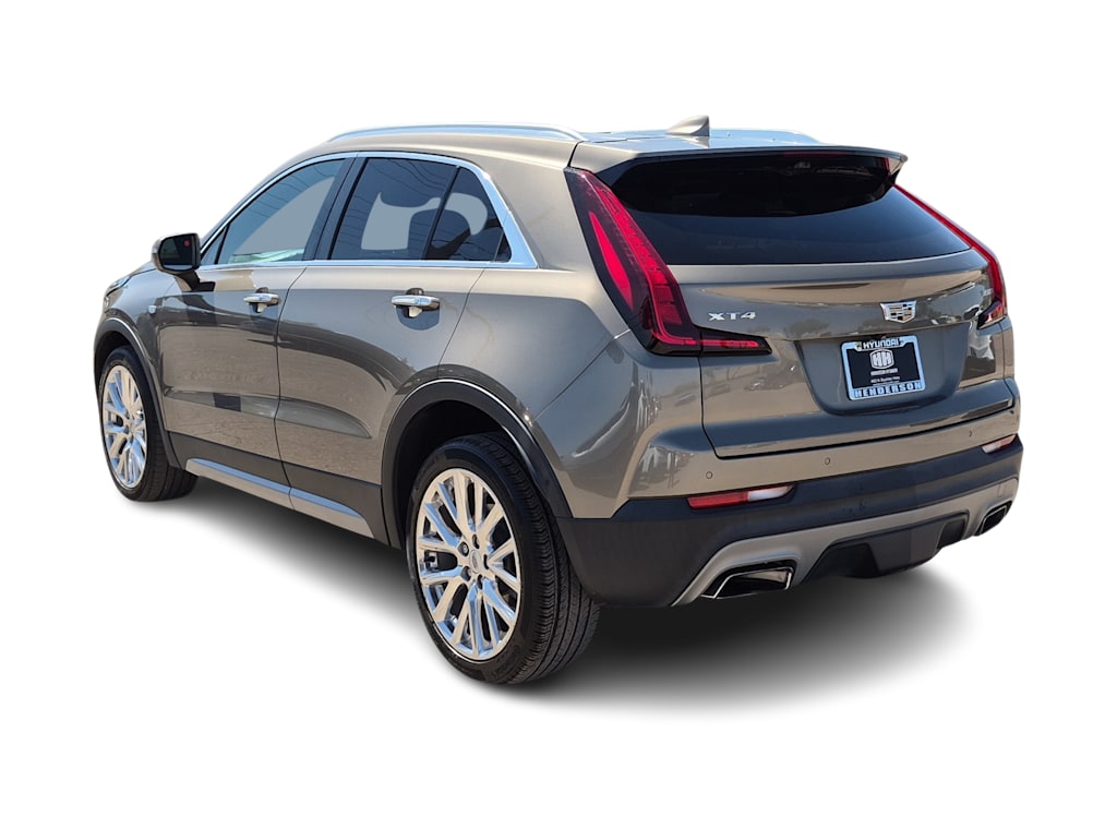 Thumbnail: 2020 Cadillac XT4 - 4