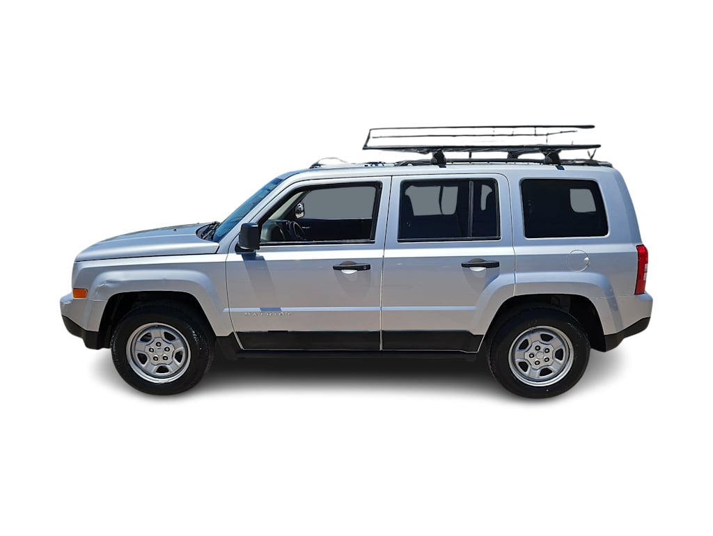 Thumbnail: 2011 Jeep Patriot - 3