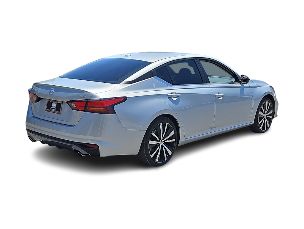 Thumbnail: 2021 Nissan Altima - 24