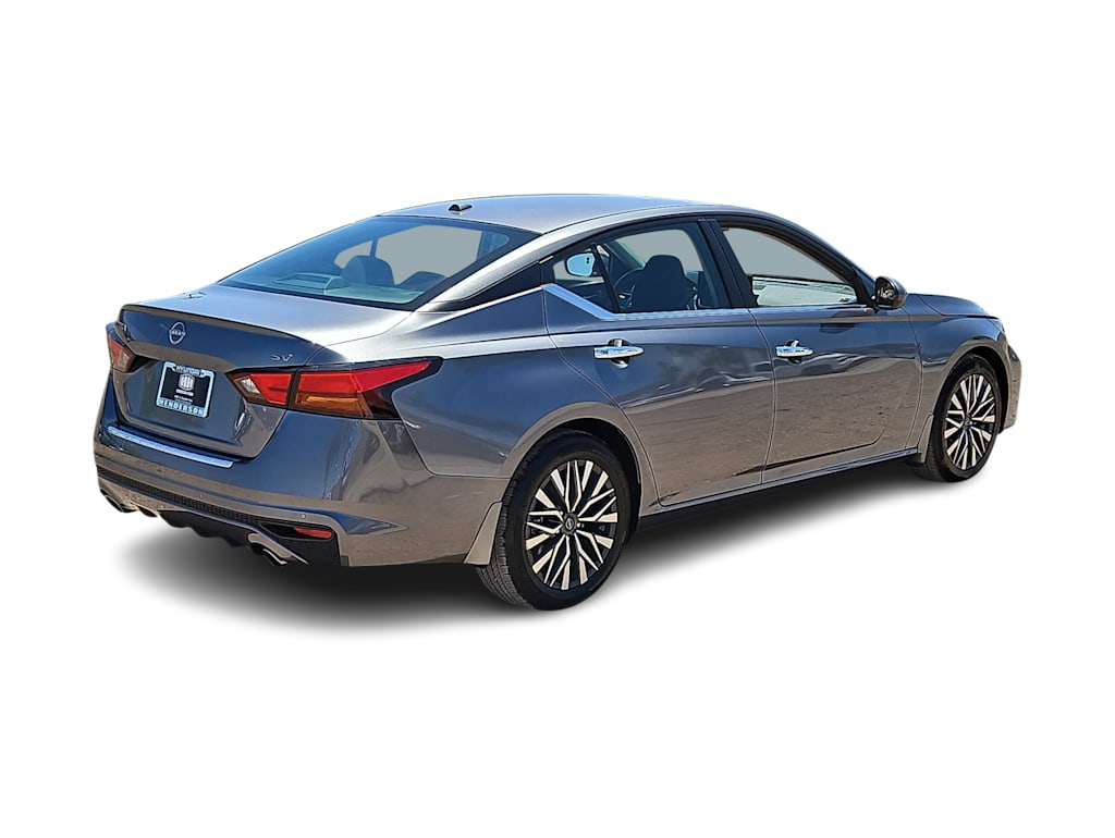 Thumbnail: 2023 Nissan Altima - 22