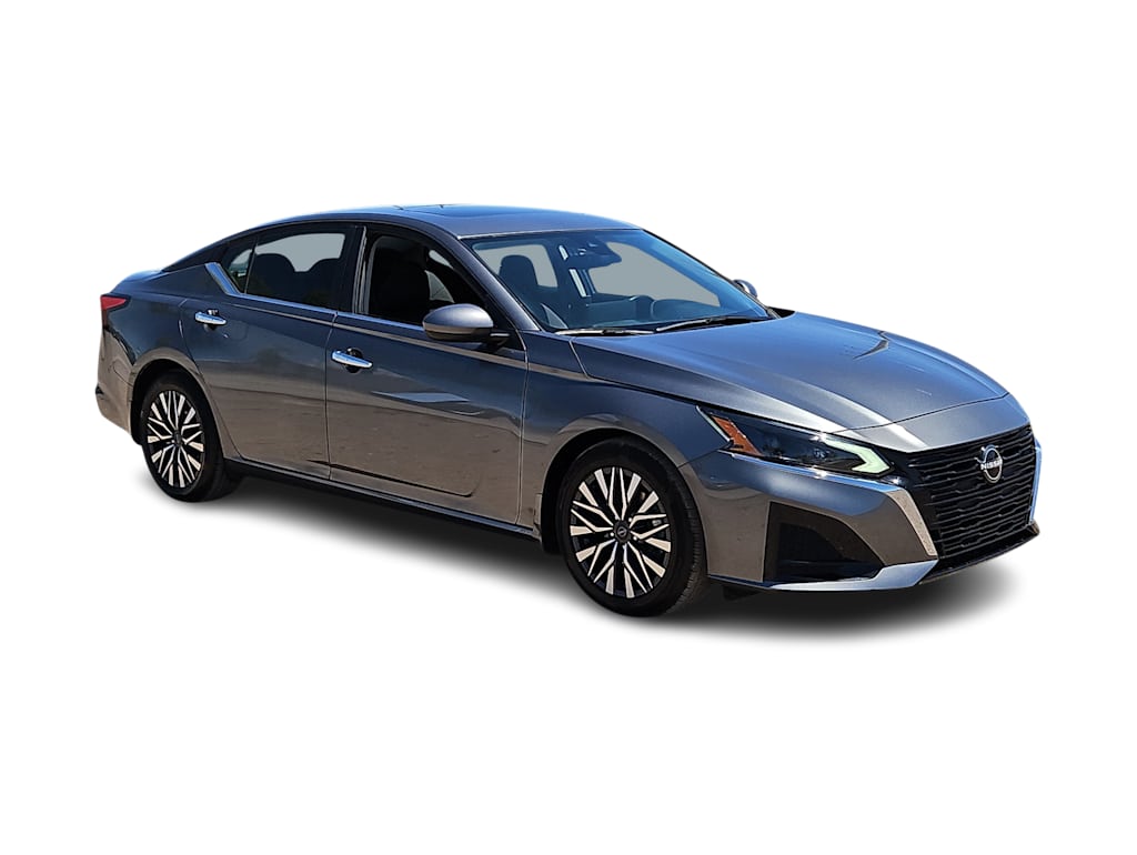 Thumbnail: 2023 Nissan Altima - 19