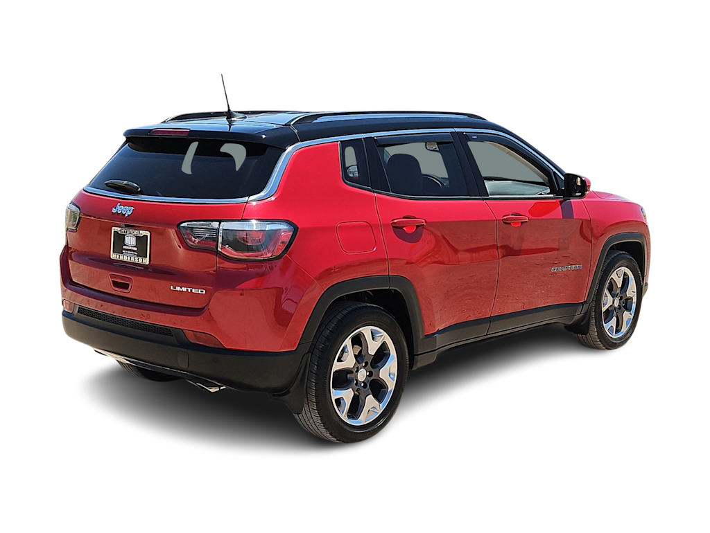 Thumbnail: 2018 Jeep Compass - 23
