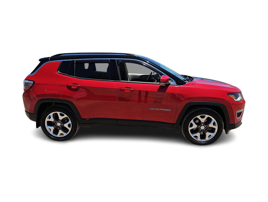 Thumbnail: 2018 Jeep Compass - 24