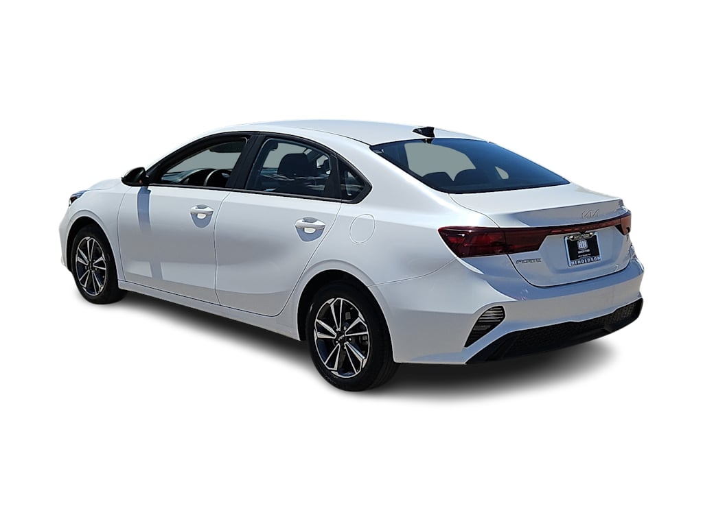 Thumbnail: 2024 Kia Forte - 4
