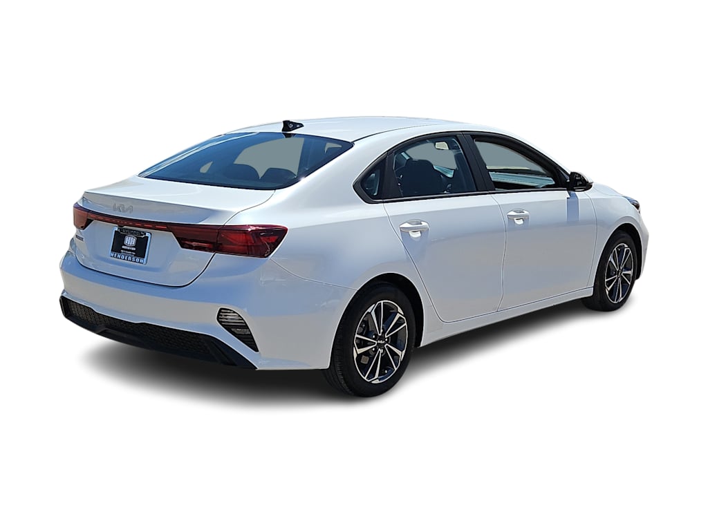 Thumbnail: 2024 Kia Forte - 22