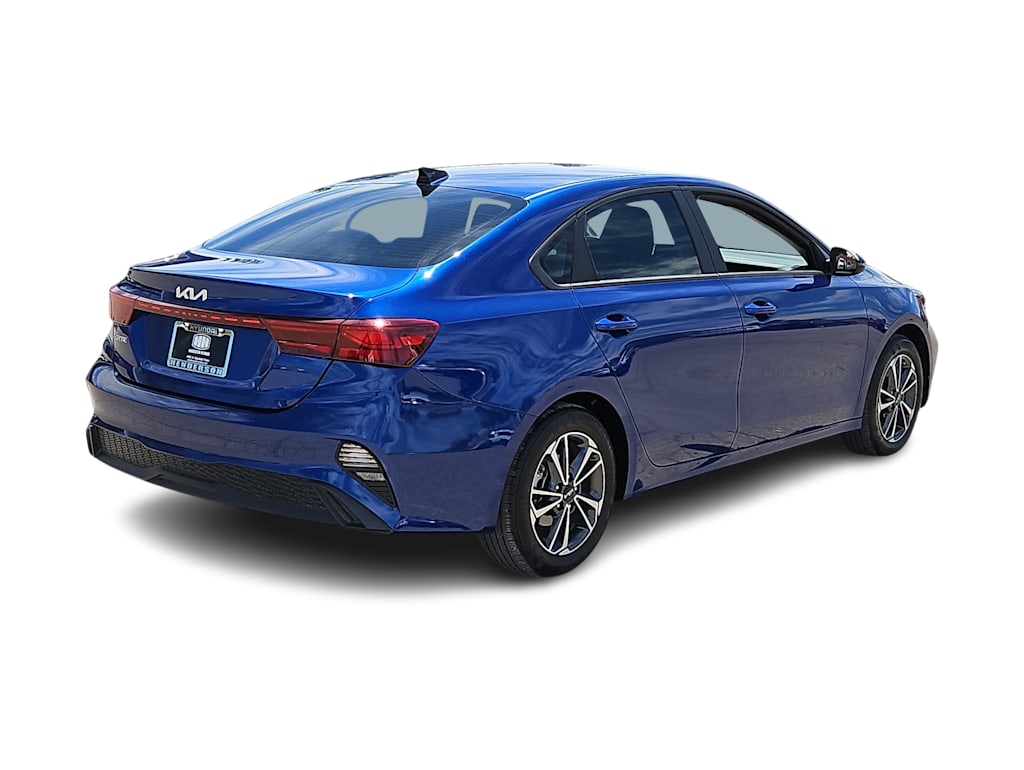 Thumbnail: 2024 Kia Forte - 22