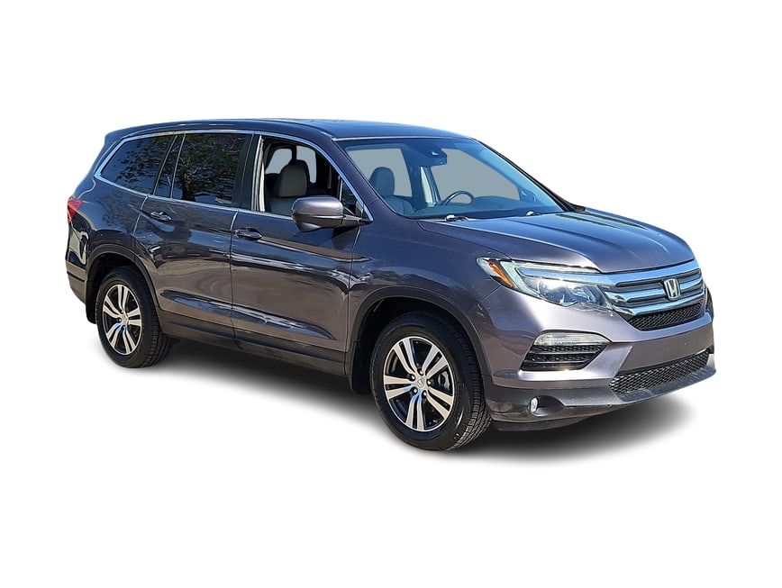 Thumbnail: 2017 Honda Pilot - 21