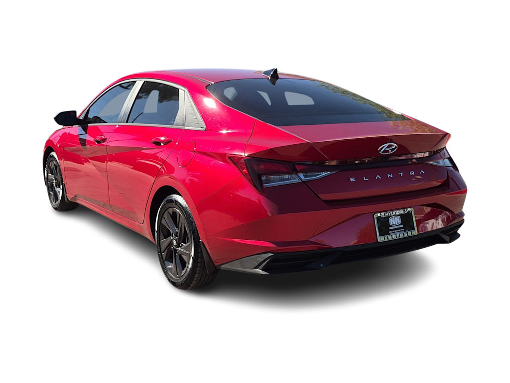 Thumbnail: 2023 Hyundai Elantra - 4
