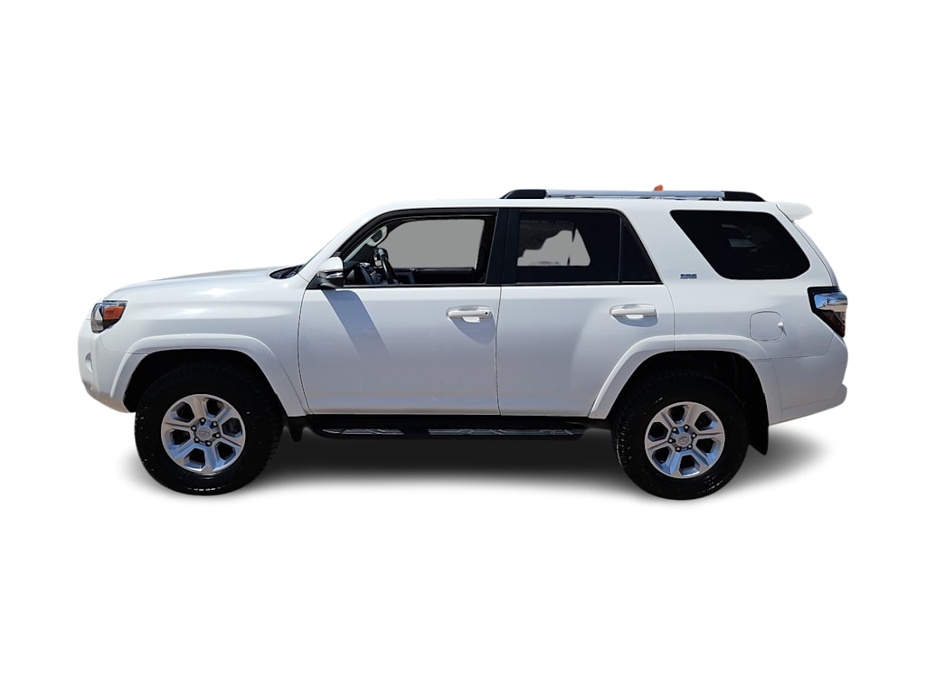 Thumbnail: 2022 Toyota 4Runner - 3