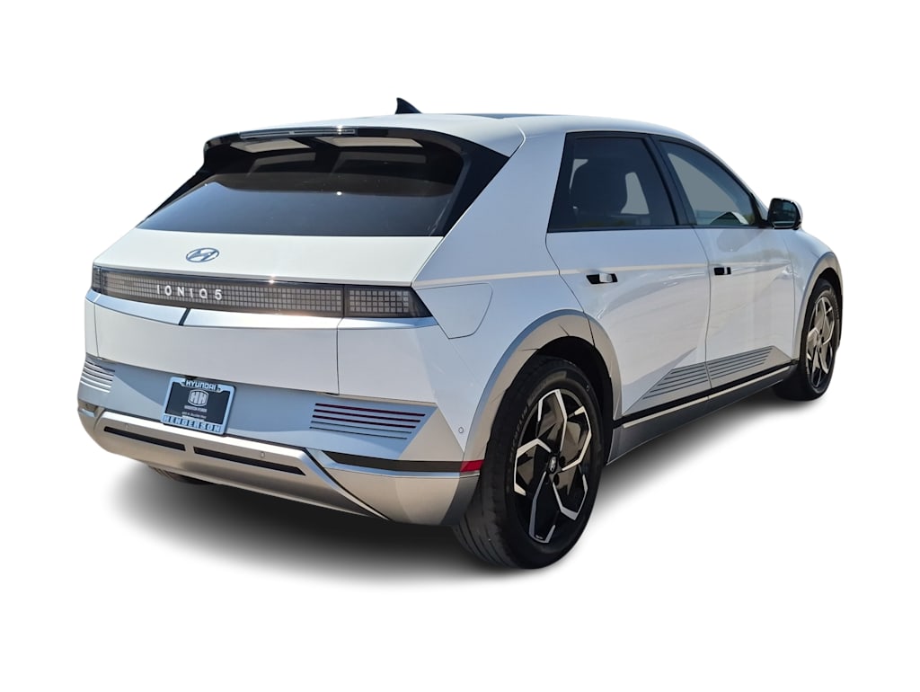 Thumbnail: 2023 Hyundai Ioniq 5 - 18