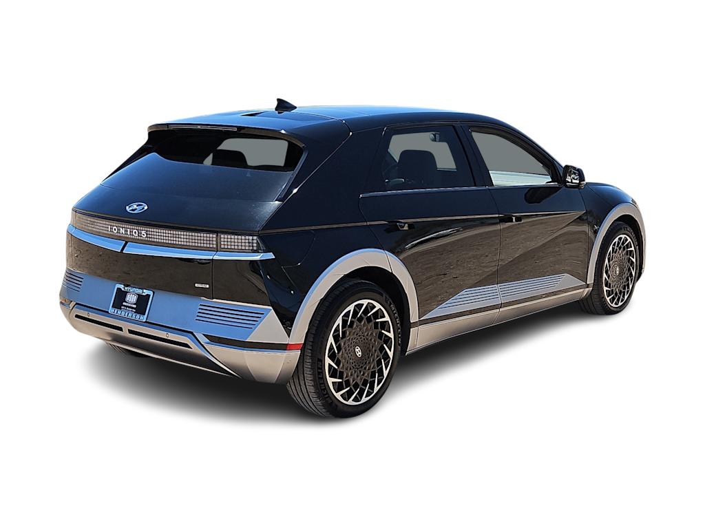Thumbnail: 2023 Hyundai Ioniq 5 - 22