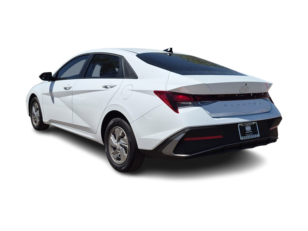 Thumbnail: 2026 Hyundai Elantra - 4