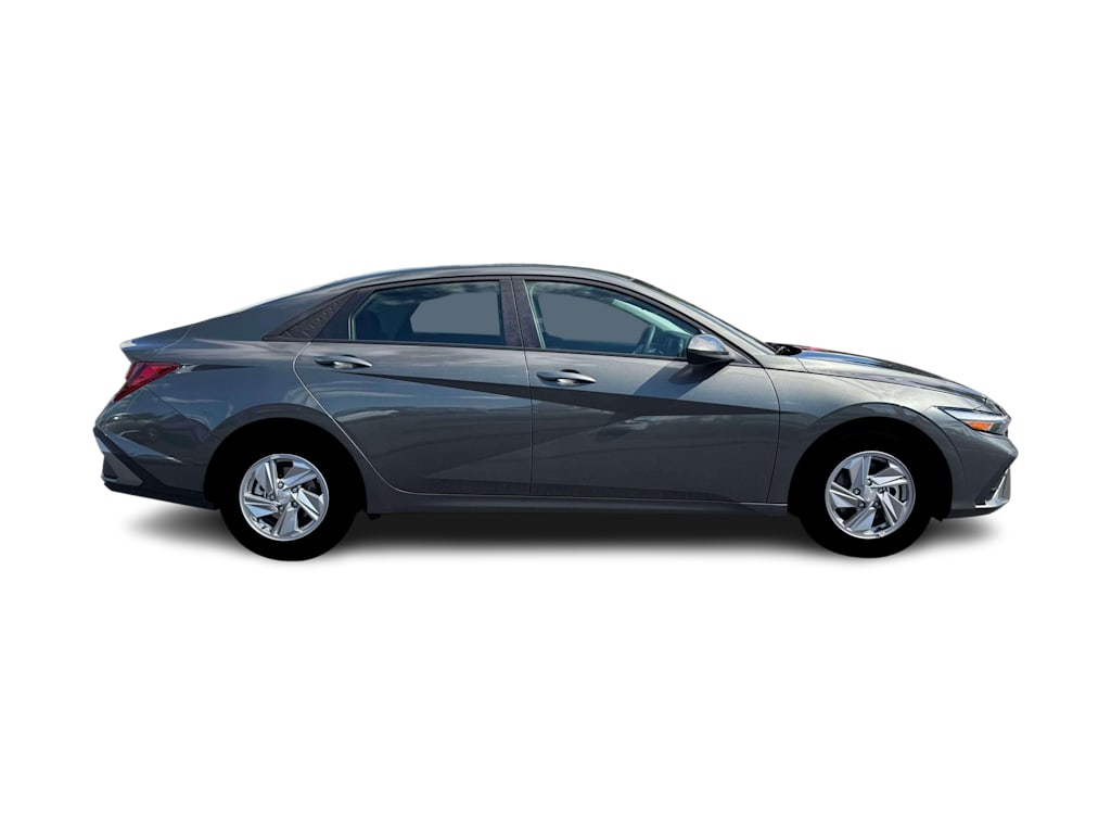 Thumbnail: 2026 Hyundai Elantra - 16
