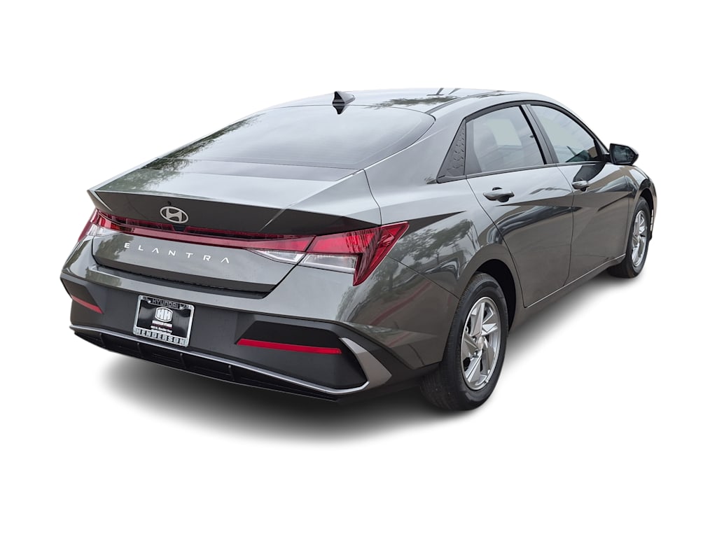 Thumbnail: 2026 Hyundai Elantra - 23