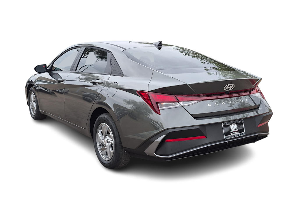 Thumbnail: 2026 Hyundai Elantra - 22
