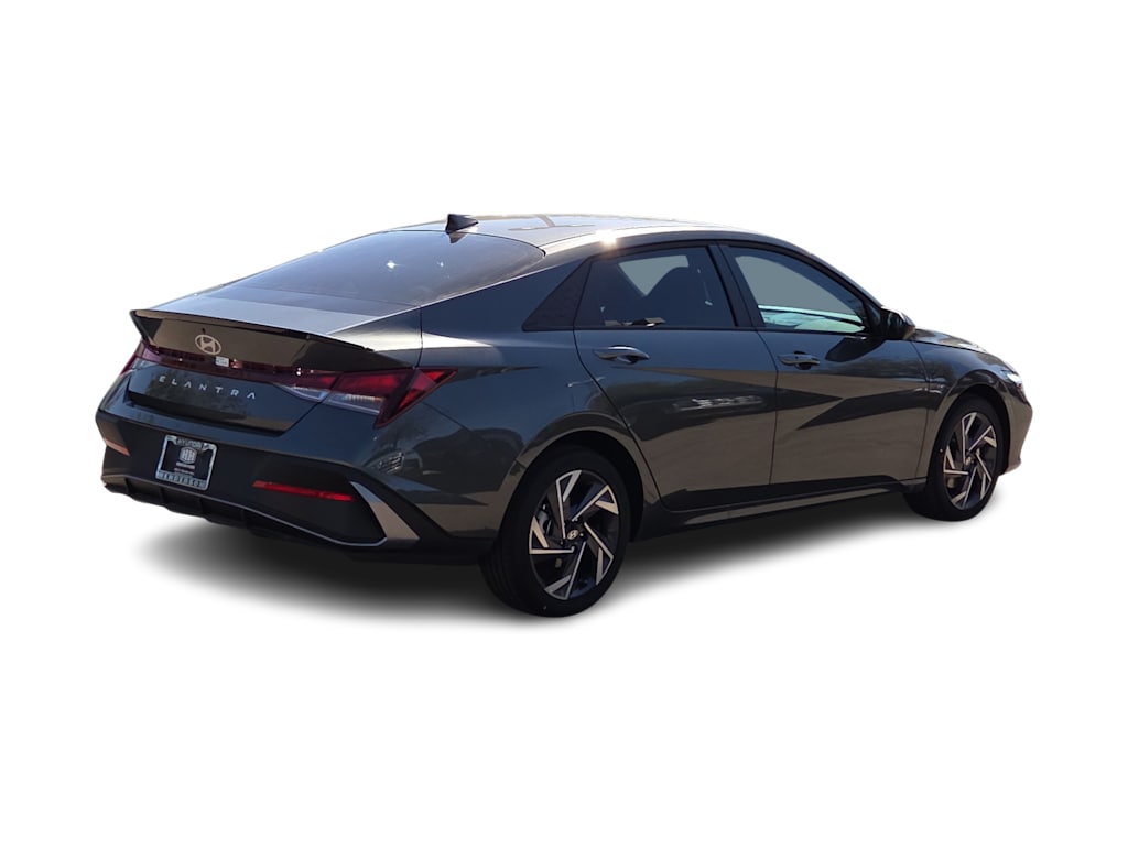 Thumbnail: 2025 Hyundai Elantra - 21