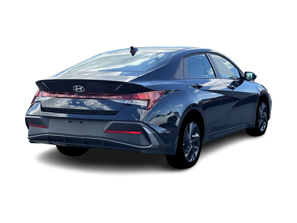 Thumbnail: 2026 Hyundai Elantra - 15