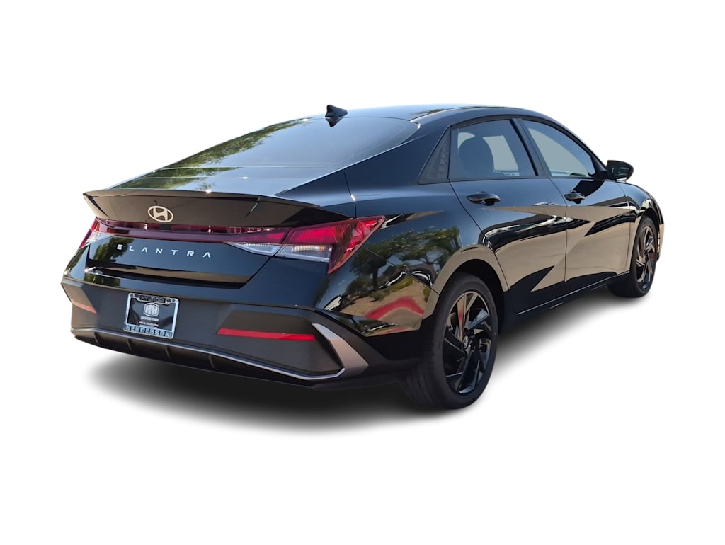 Thumbnail: 2026 Hyundai Elantra - 23