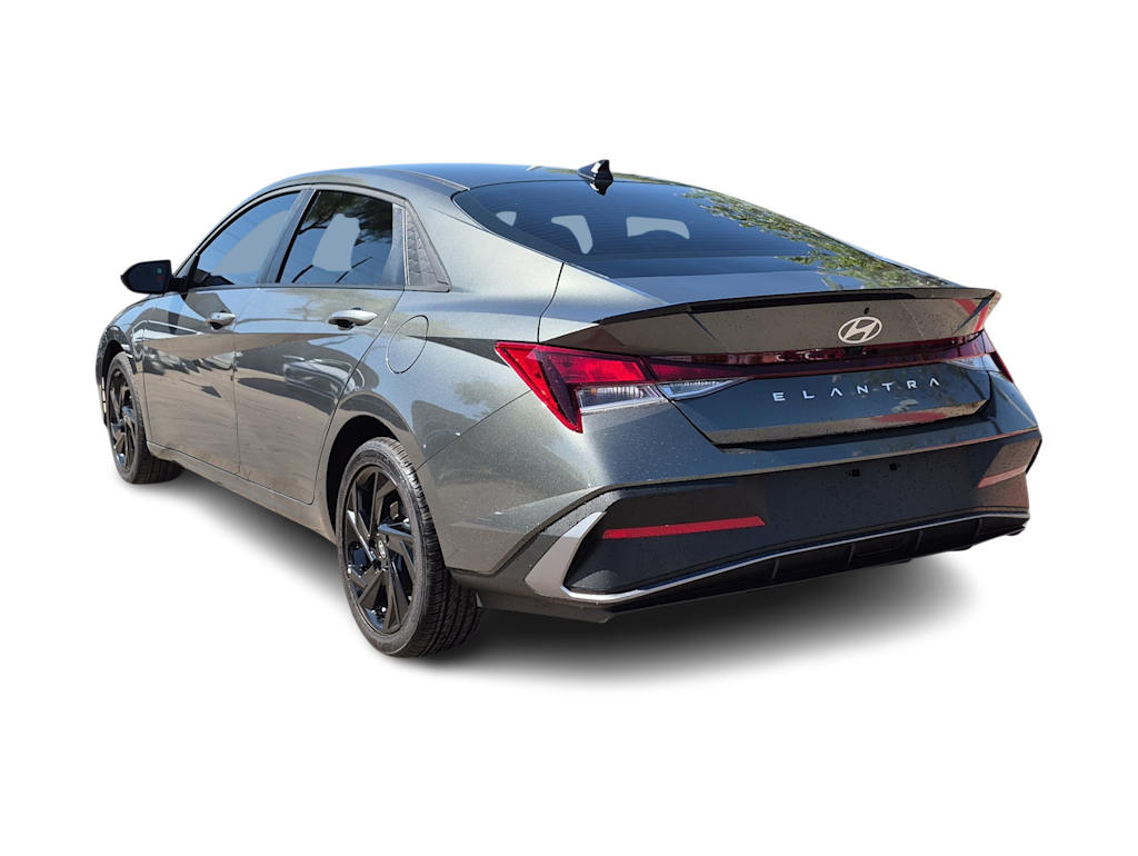 Thumbnail: 2026 Hyundai Elantra - 4