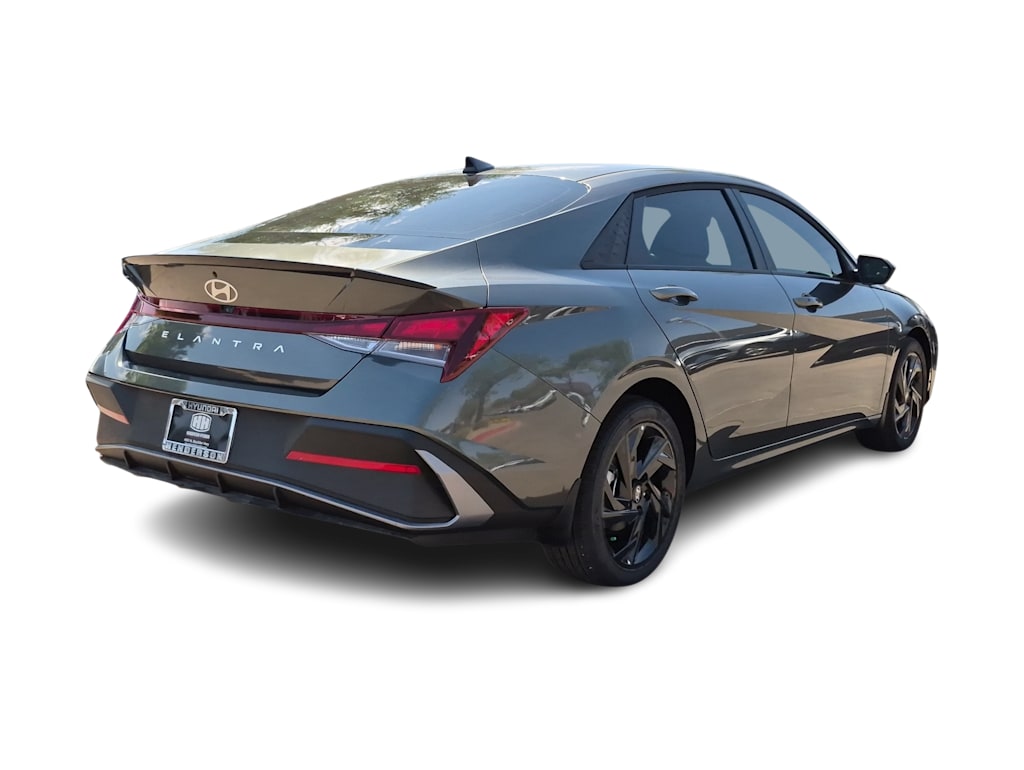 Thumbnail: 2026 Hyundai Elantra - 23