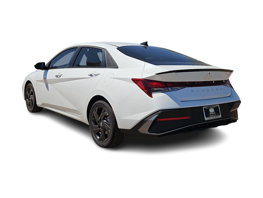 Thumbnail: 2026 Hyundai Elantra - 4