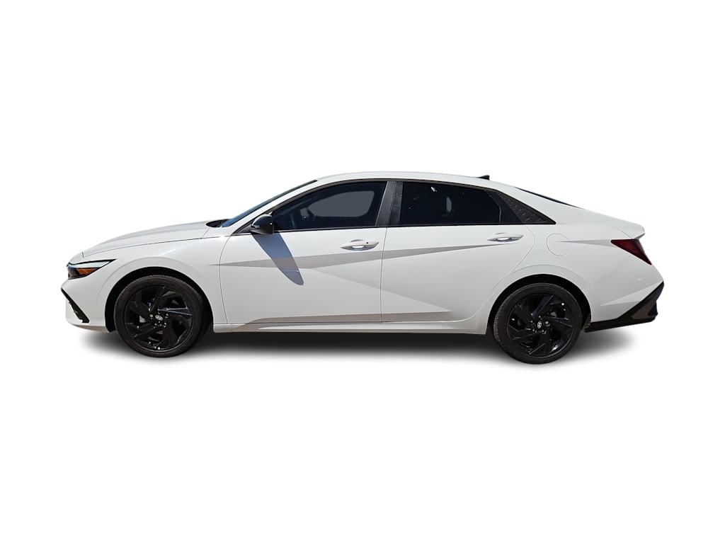 Thumbnail: 2026 Hyundai Elantra - 3