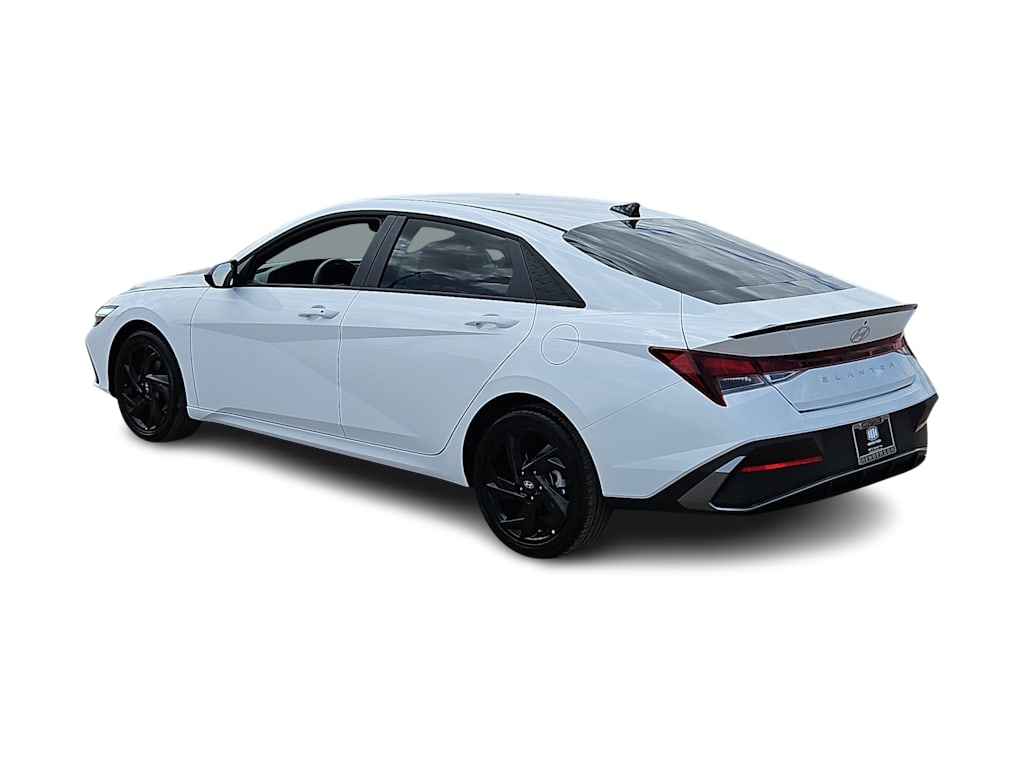 Thumbnail: 2026 Hyundai Elantra - 4