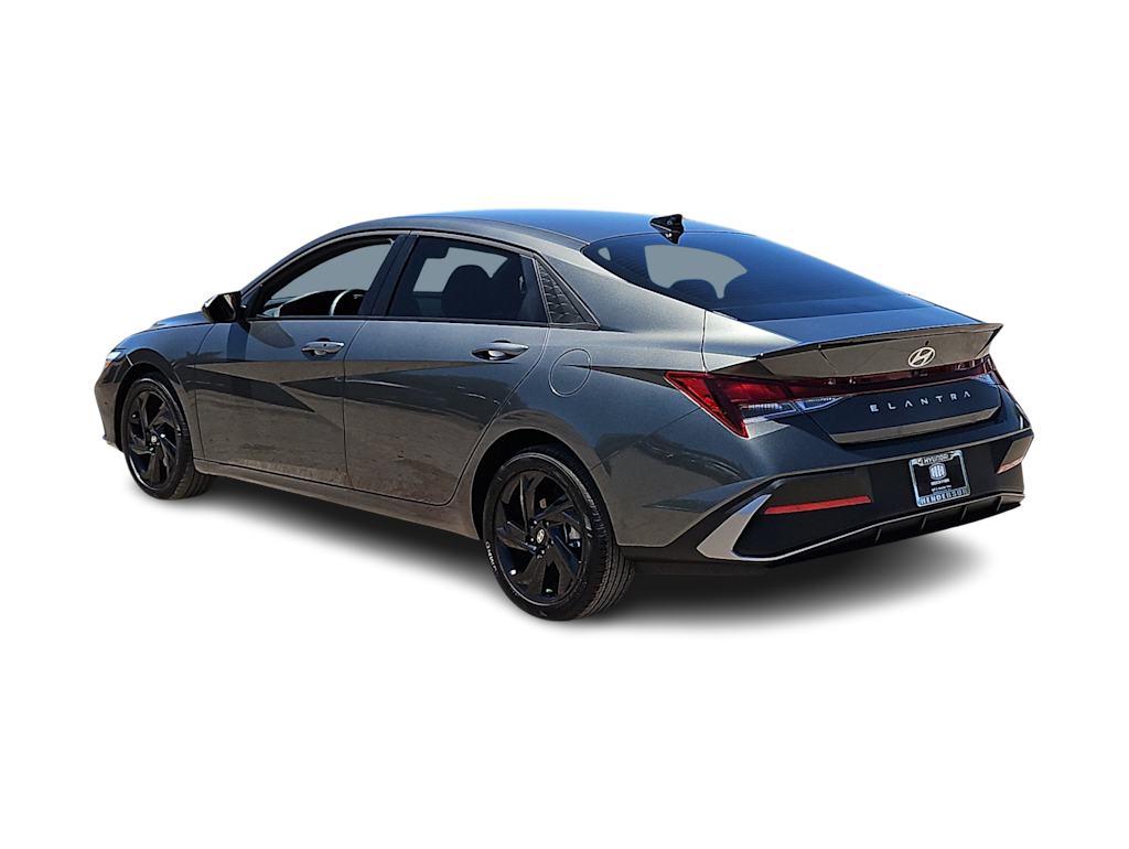 Thumbnail: 2026 Hyundai Elantra - 4