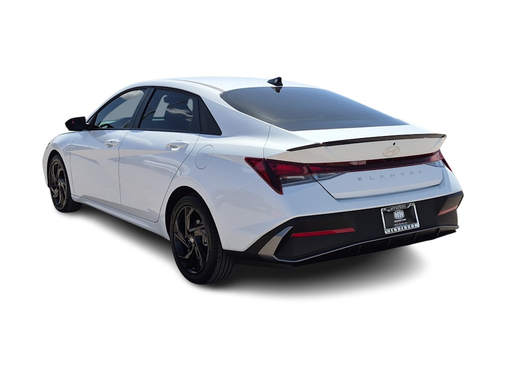 Thumbnail: 2026 Hyundai Elantra - 4