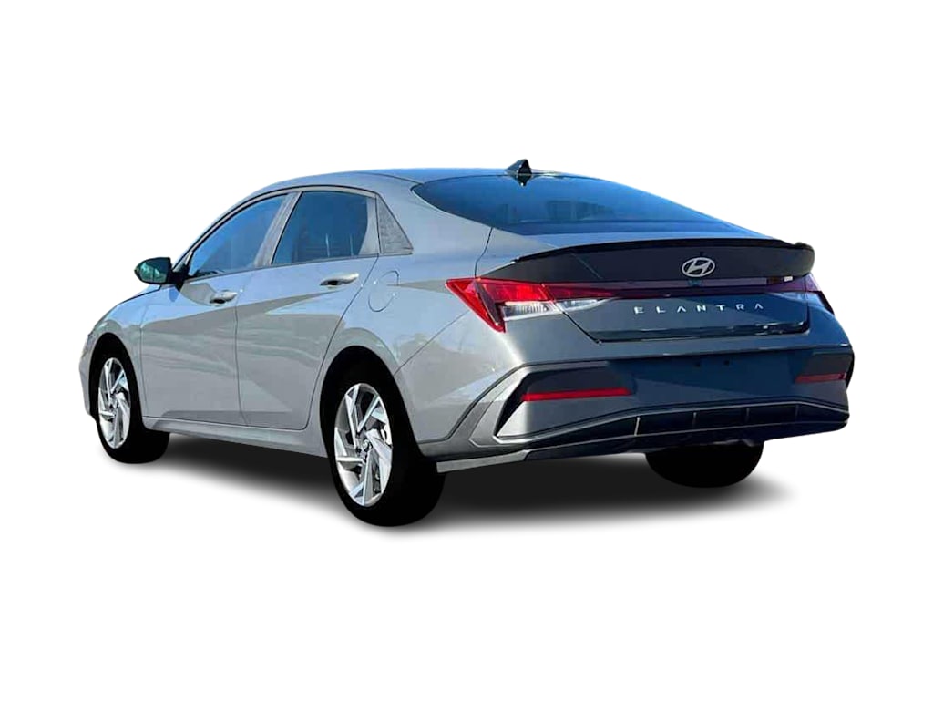 Thumbnail: 2025 Hyundai Elantra - 4