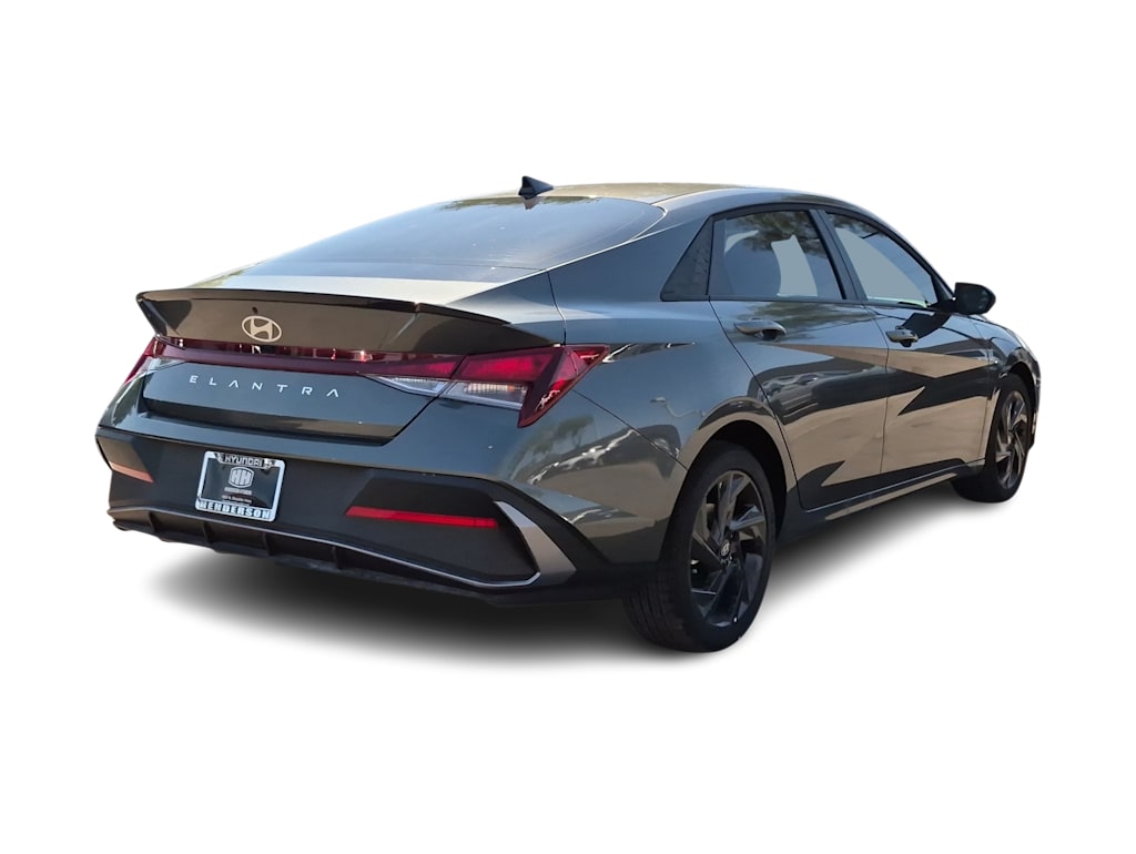 Thumbnail: 2026 Hyundai Elantra - 23