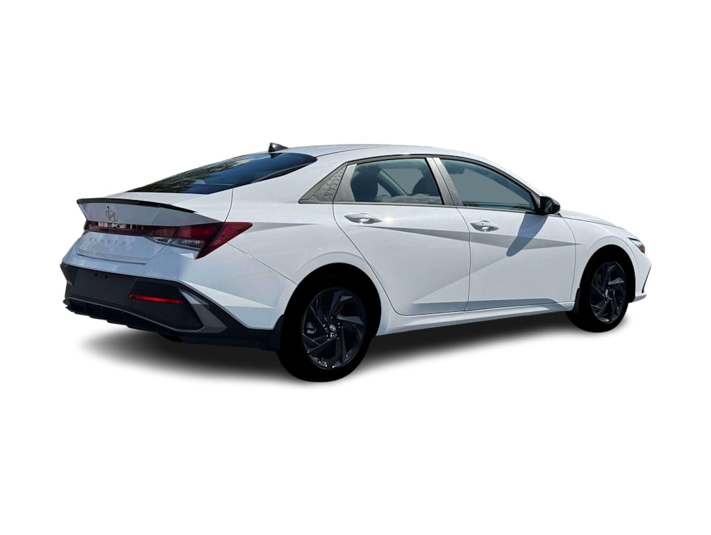 Thumbnail: 2026 Hyundai Elantra - 16