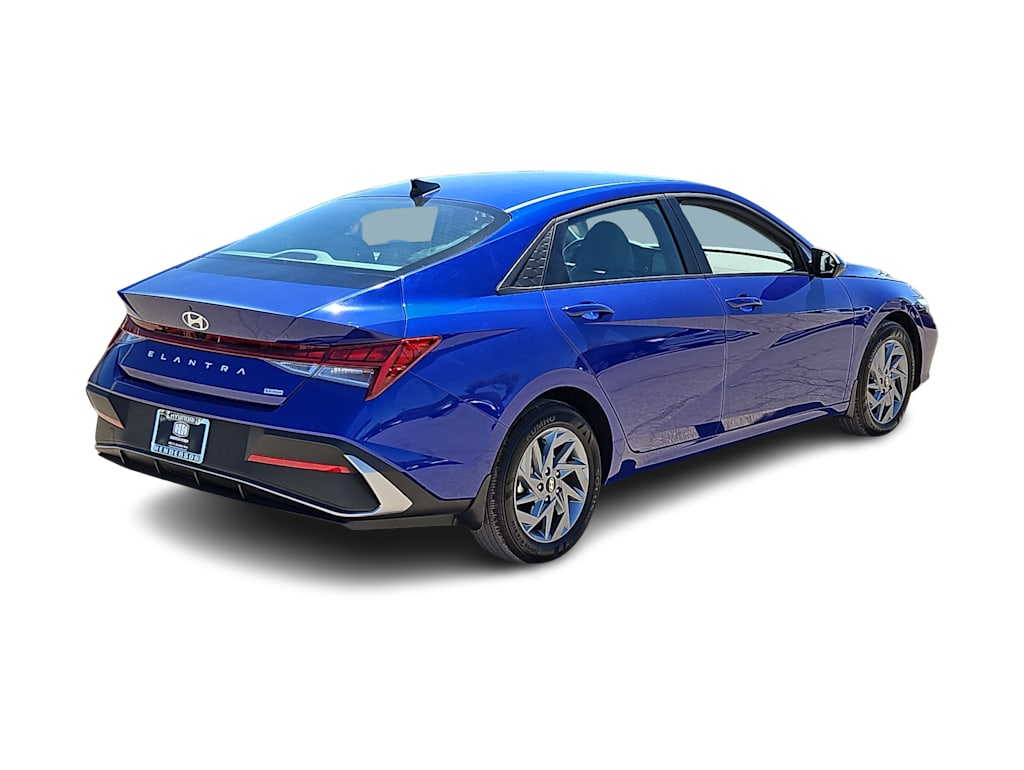 Thumbnail: 2025 Hyundai Elantra - 22