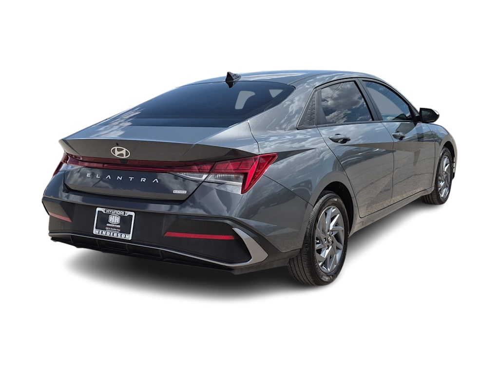 Thumbnail: 2025 Hyundai Elantra - 23