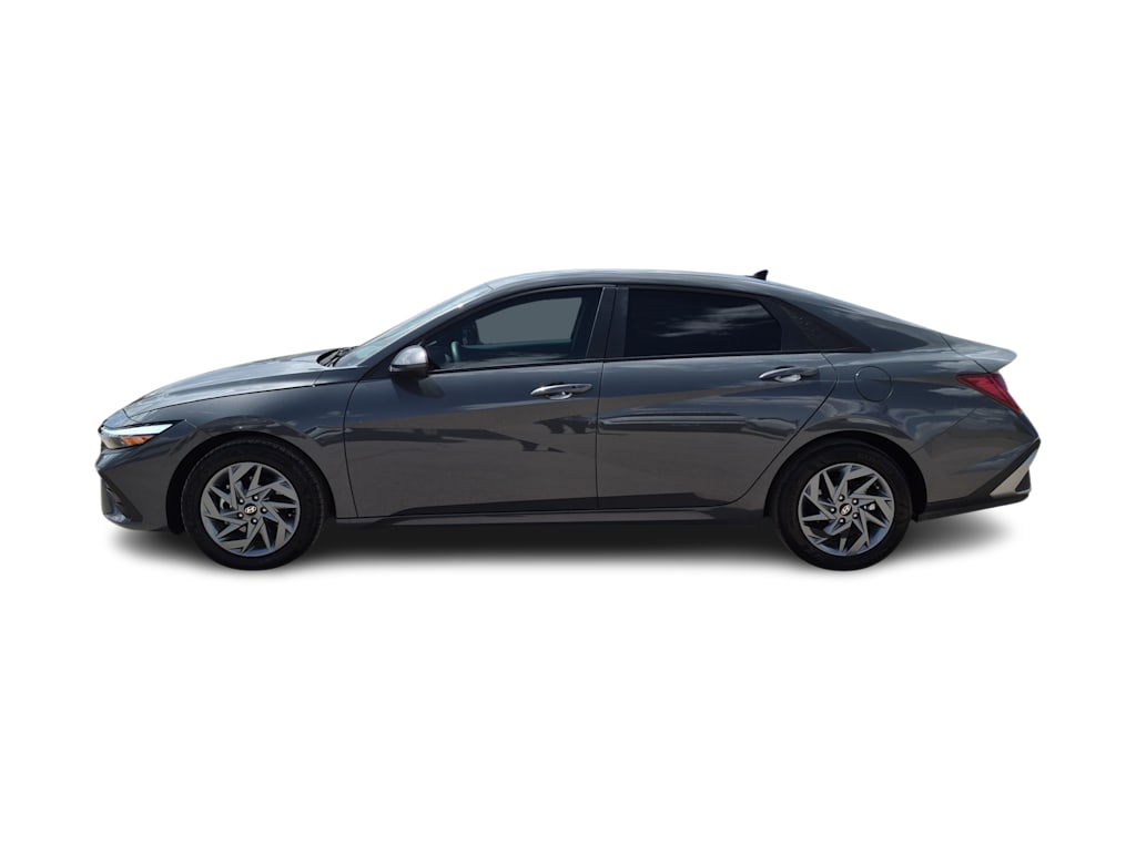 Thumbnail: 2025 Hyundai Elantra - 3