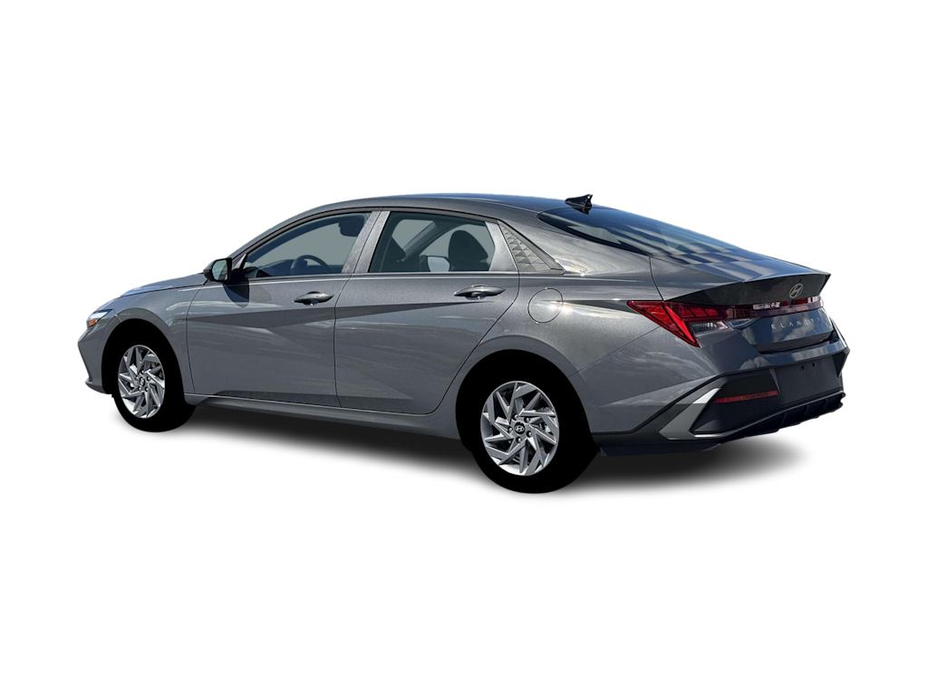 Thumbnail: 2026 Hyundai Elantra - 4