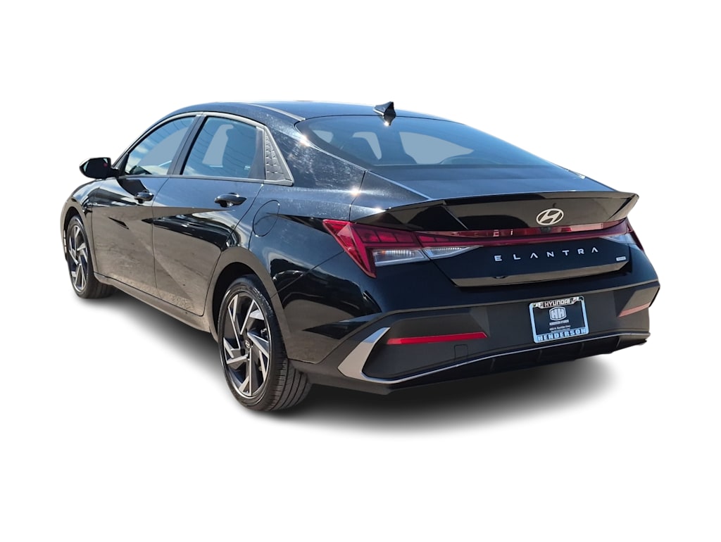 Thumbnail: 2025 Hyundai Elantra - 4